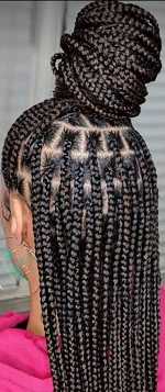 je suis coiffeuse  domicile je fais des tresses13140Miramas