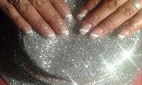 L`ongle au feminin30840Meynes