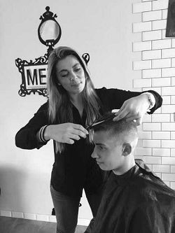 LAURA CLUB COIFFURE DOMICILE 80400 Breuil